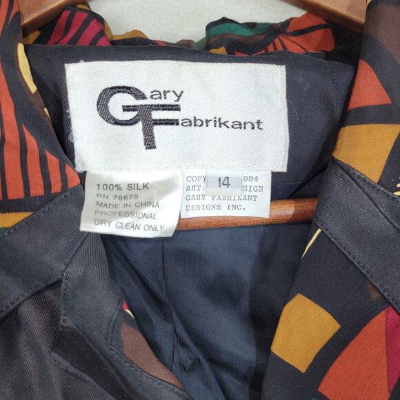 Vtg Gary Fabrikant Vest Womens Sz 14 100% Silk Black Aztec Art To Wear RN 76678 - Picture 13 of 13